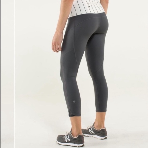 lululemon athletica Pants - Lululemon High Rise Can’t Stop Crop Legging Size 8